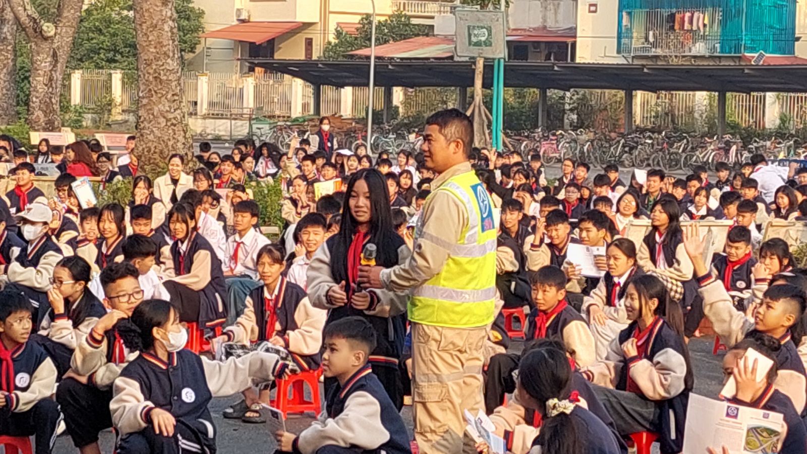 <a href='https://truongththcslythuongkiet.hungyen.edu.vn/tin-tuc/tuyen-truyen-phap-luat-dam-bao-antt-ttatgt-bao-ve-tai-san-va-ket-cau-ha-tang-duong-o-to-cao-toc-ha-noi-hai-phong.html'>TUYÊN TRUYỀN  PHÁP LUẬT ĐẢM BẢO ANTT - TTATGT BẢO VỆ TÀI SẢN  VÀ KẾT CẤU HẠ TẦNG ĐƯỜNG Ô TÔ CAO TỐC HÀ NỘI – HẢI PHÒNG</a>